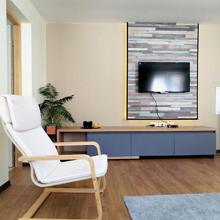 Nikas Apartman Доні-Мілановац Екстер'єр фото